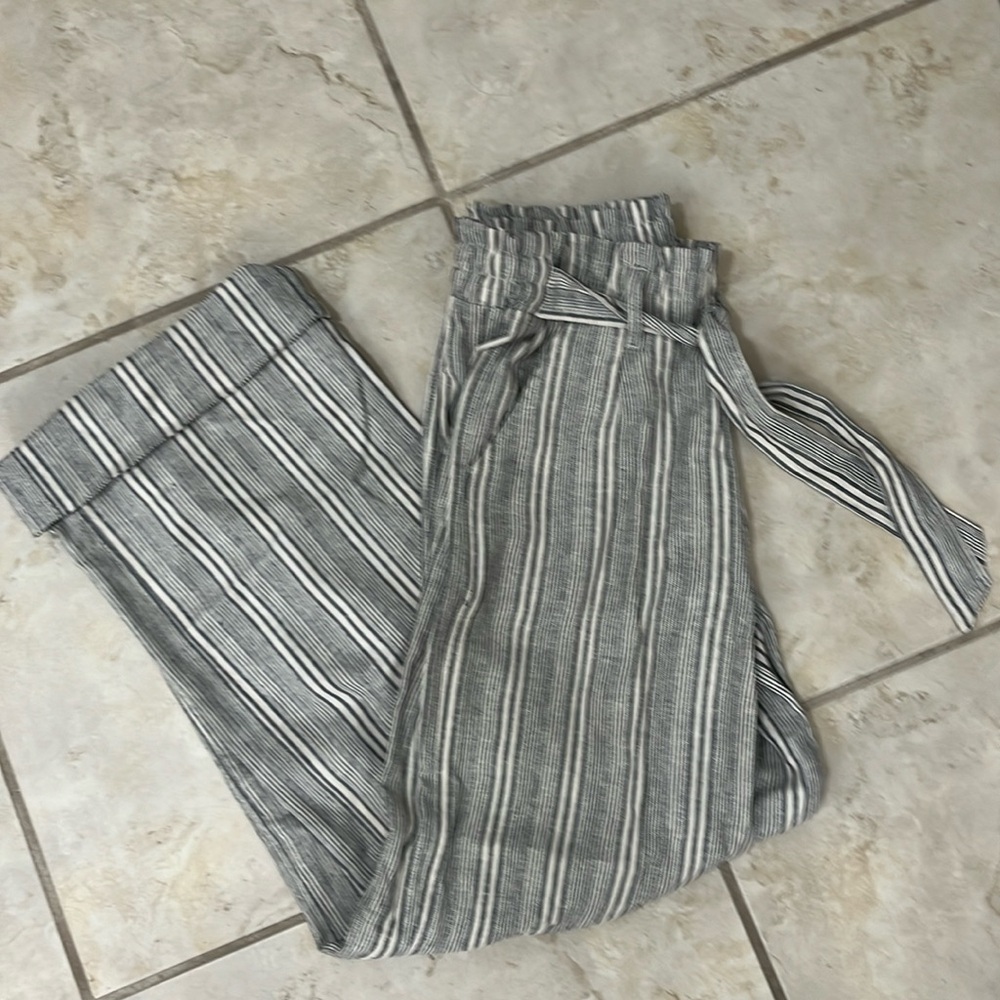 Pants - comfy & adorable size medium, high rise, wide leg